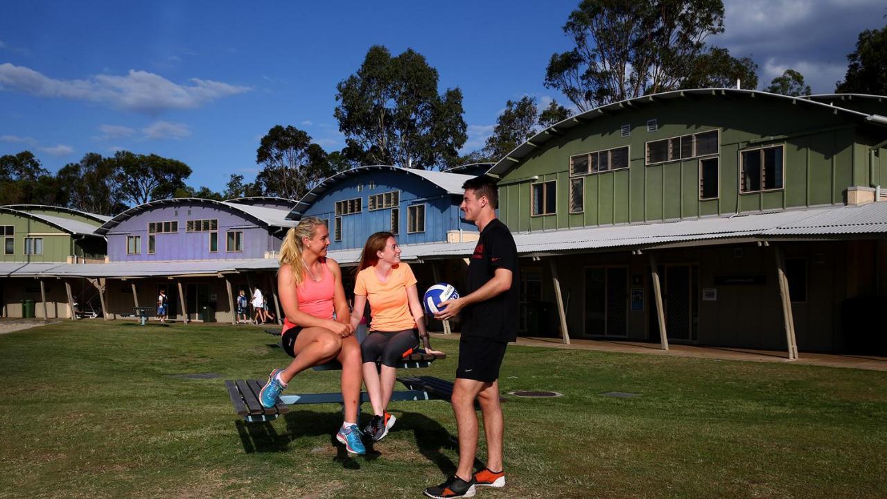Gold Coast Performance Centre Hostel Buitenkant foto